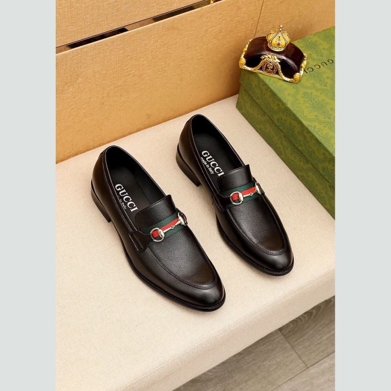 G*u*i leather shoes
